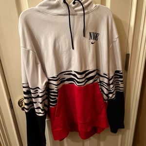 Nike pullover